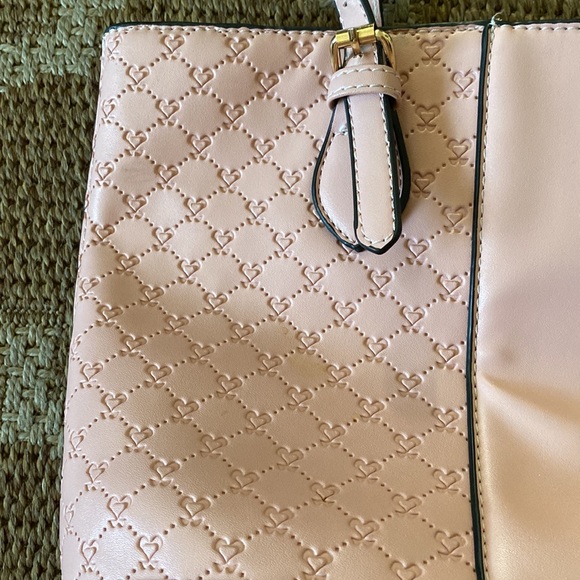 Purse Pretty In Pink - Picture 2 of 12